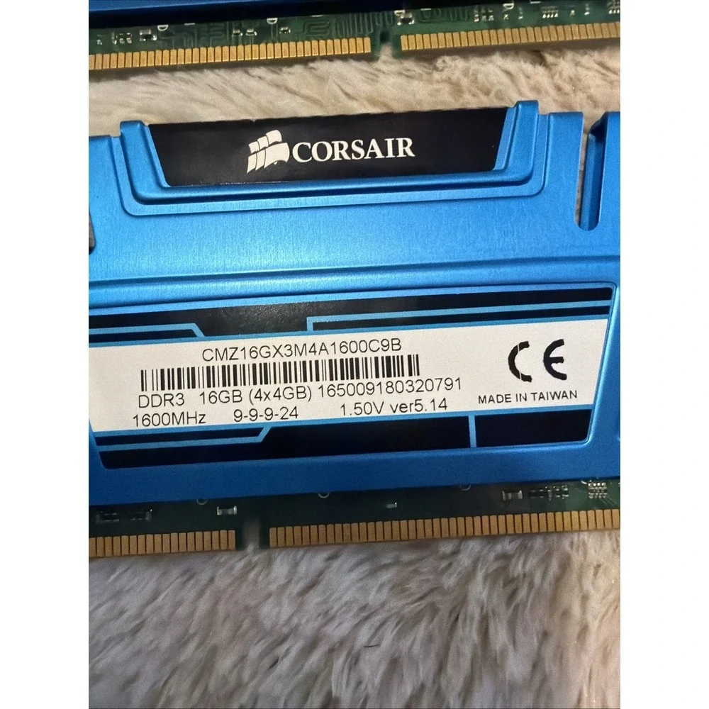 Corsair Vengeance DDR3 16GB (4x4GB)‎ 1600MHz PC3-12800 Desktop RAM Memory DIMM
